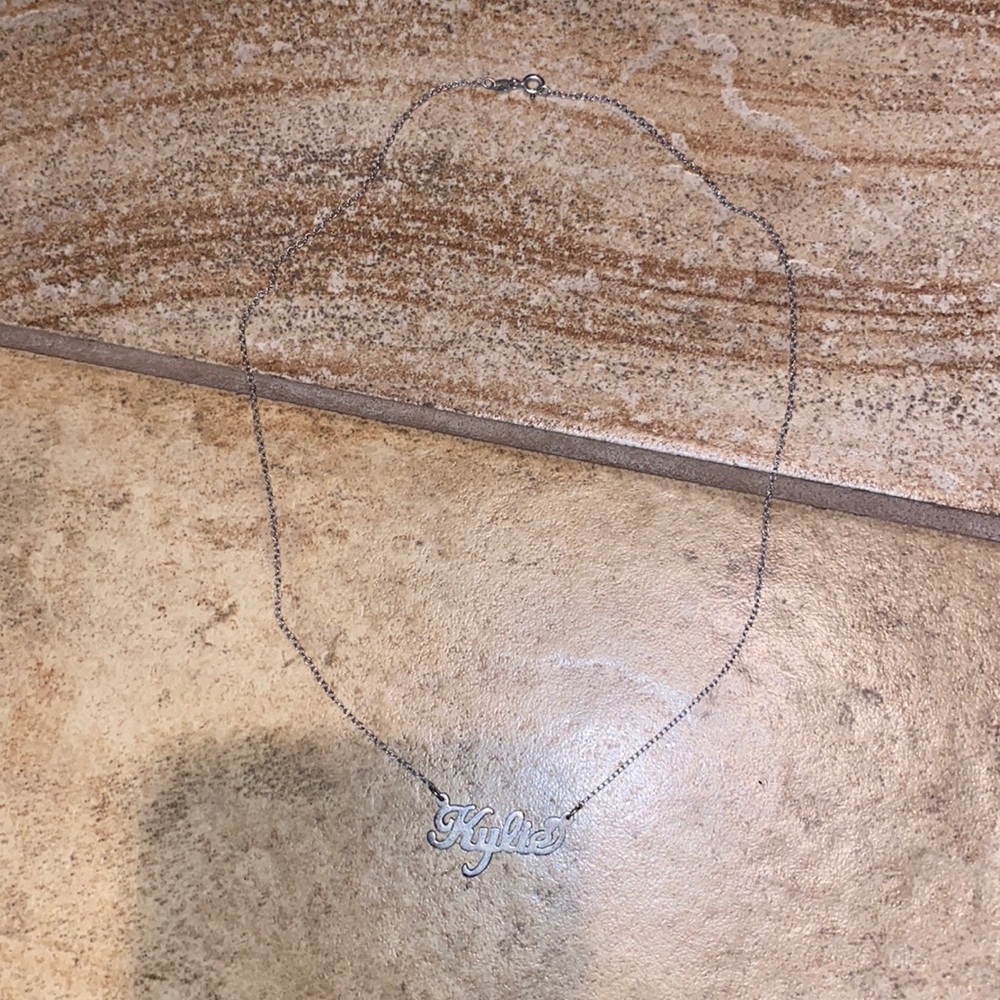 silver kylie necklace